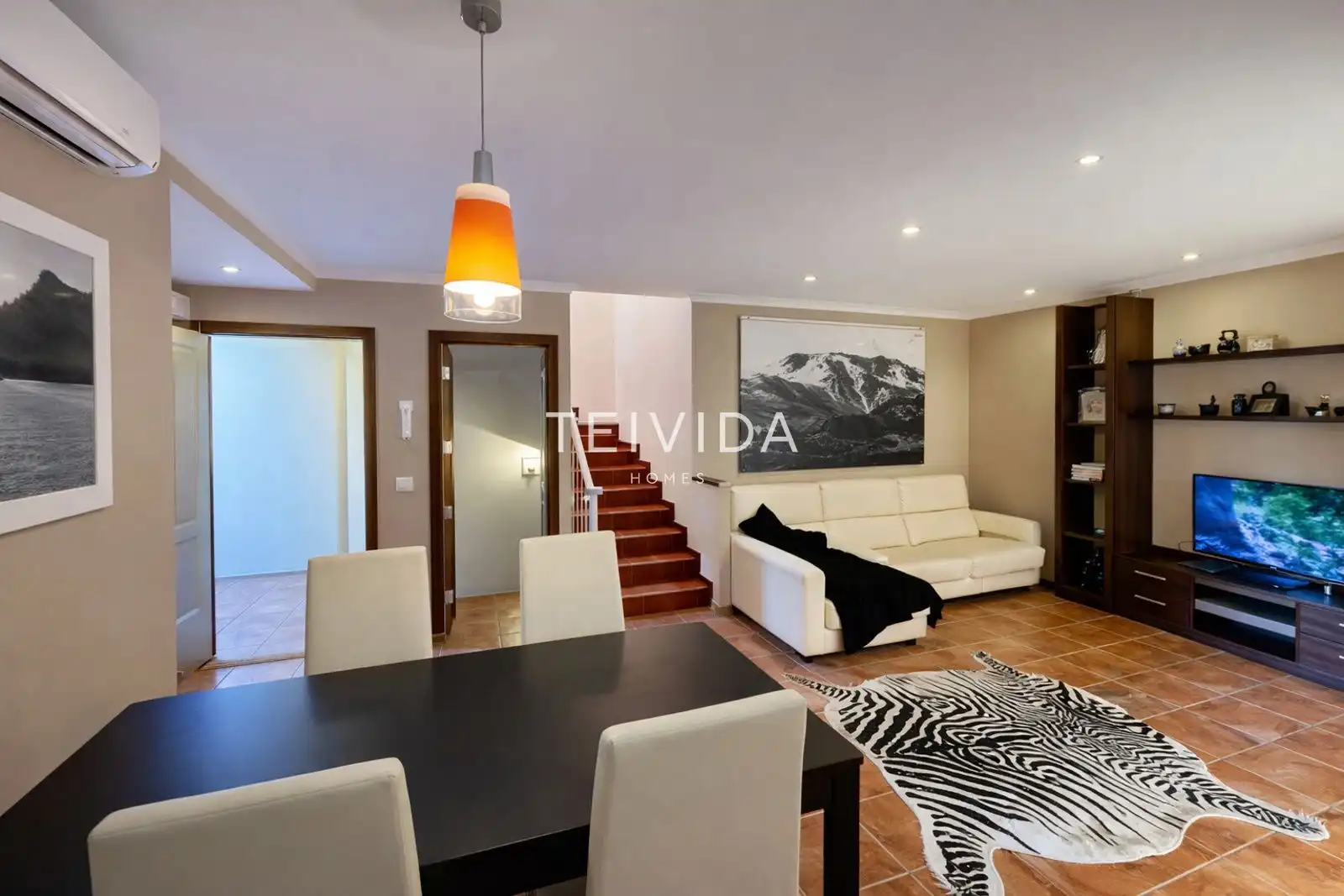 Living room of Detached homes for sale in Granadilla de Abona  with Air Conditioner, Terrace and Swimming Pool