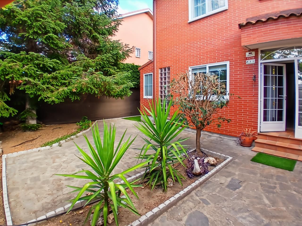 House or chalet for sale in Rivas Futura