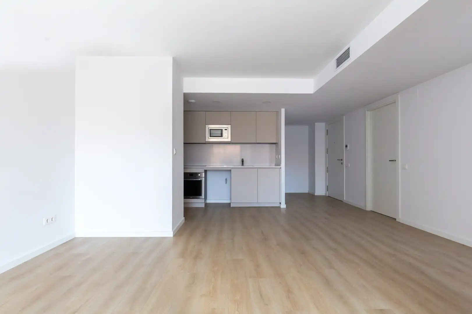 Living room of Flat for sale in Sant Feliu de Llobregat  with Air Conditioner, Heating and Terrace