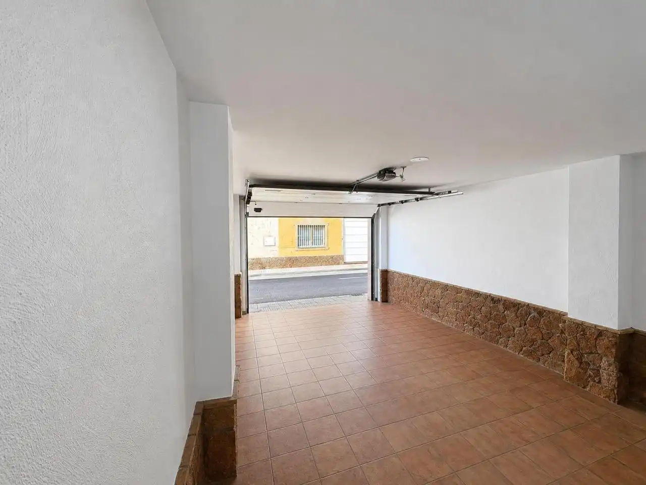 Parking de Casa o chalet en venta en Mérida con Aire acondicionado, Jardín privado y Terraza