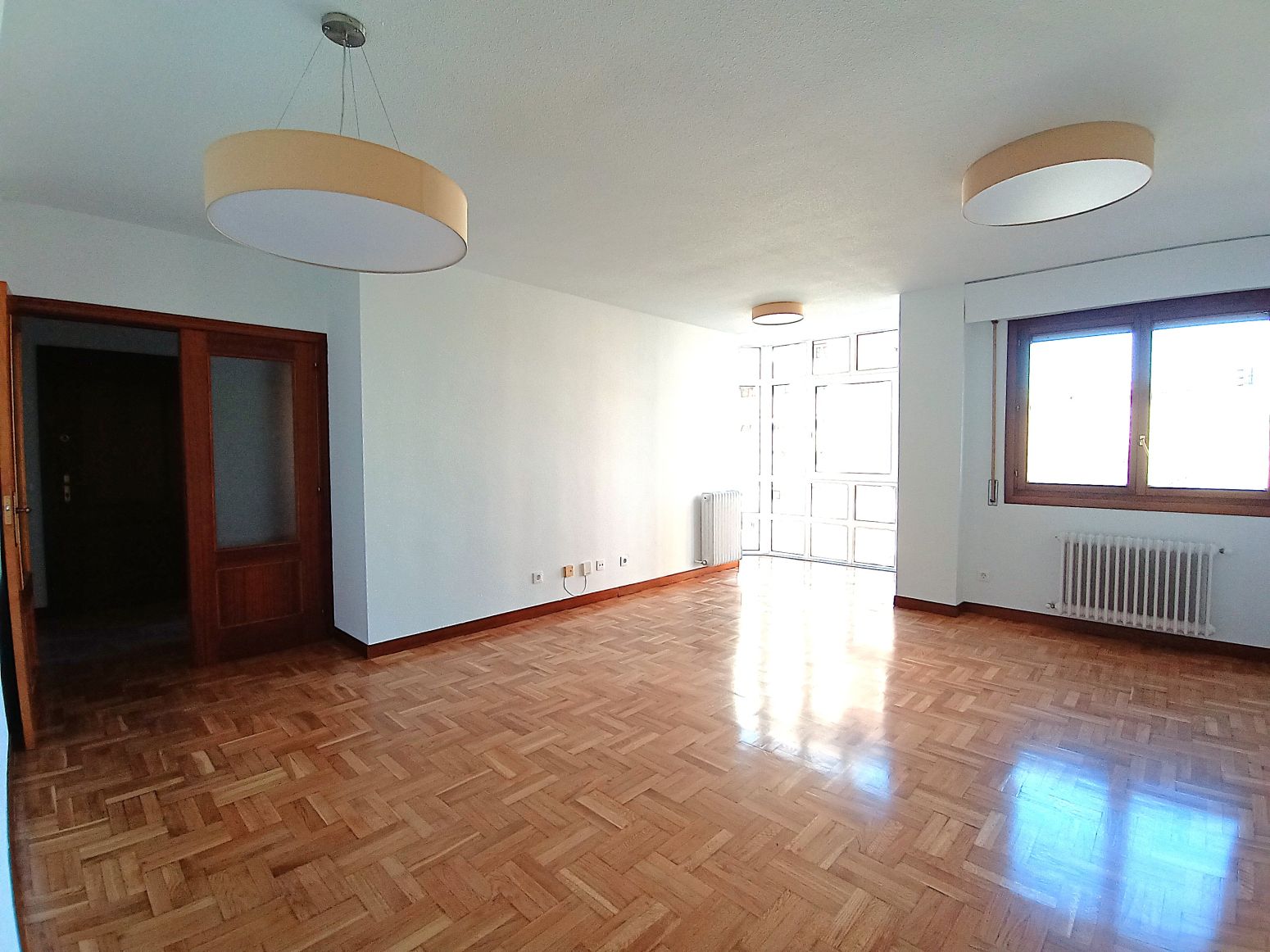 Living room of Flat for rent in  Pamplona / Iruña  with Heating and Parquet flooring