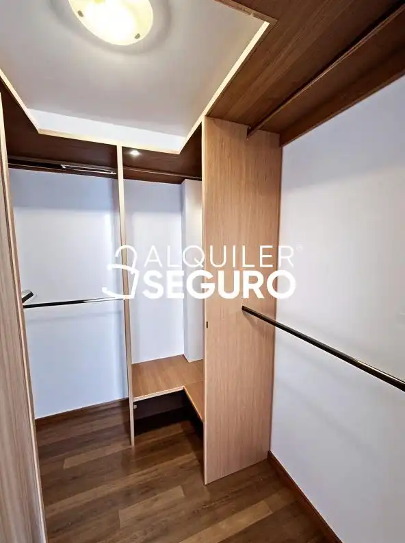 Bedroom of Houses for rent in Madrid  with Heating, Terrace and Storage room