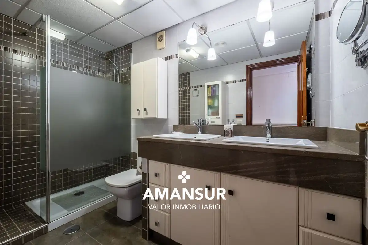 Flat with terrace for sale in Calle Emilio Molero, imagen 38