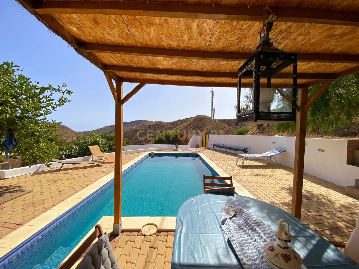 Vista exterior de Casa o xalet en venda en Berja amb Piscina