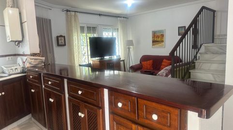 Foto 3 de Casa adosada en venta en La Barrosa, Chiclana de la Frontera