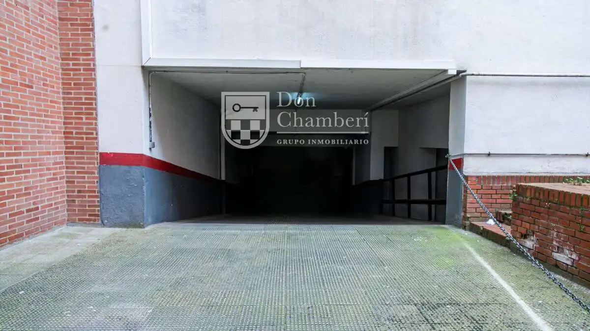 Parking of Garage for sale in  Madrid Capital