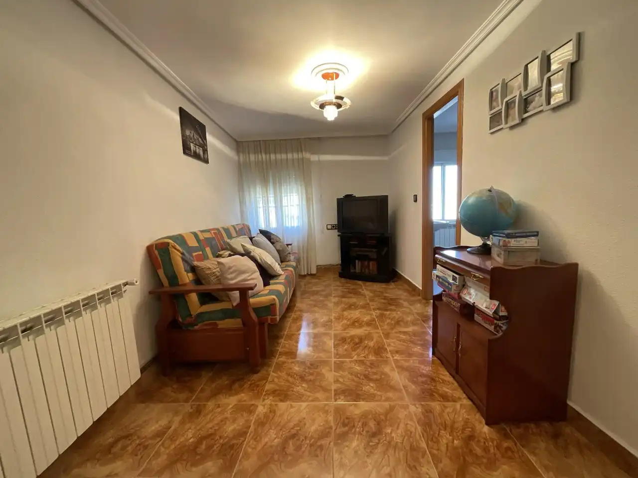 Sala de estar de Casa o chalet en venta en Bañares con Calefacción, Trastero y Amueblado