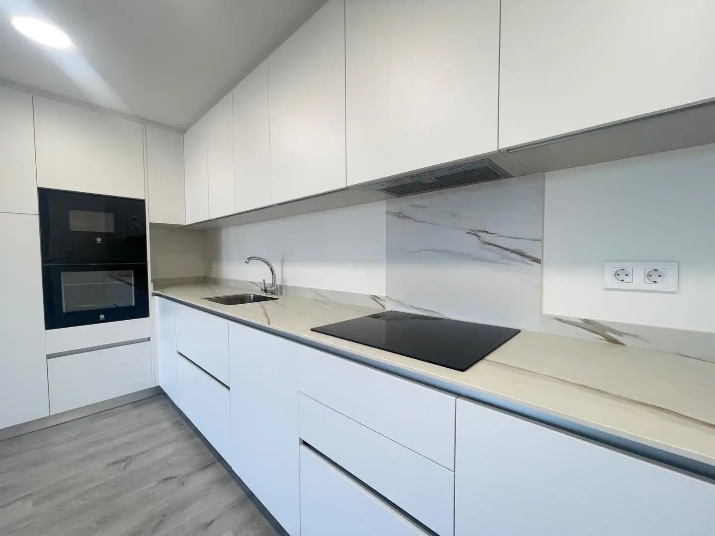 Appartamento con terrazza in vendita a CESAR MARTINELL I BRUNET, imagen 4