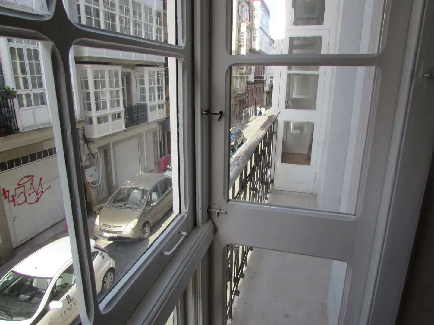 Vista exterior de Pis en venda en Ferrol amb Balcó