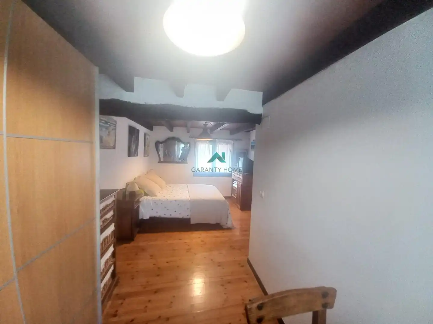 Habitación de Casa adosada en venta en Voto con Calefacción, Jardín privado y Terraza