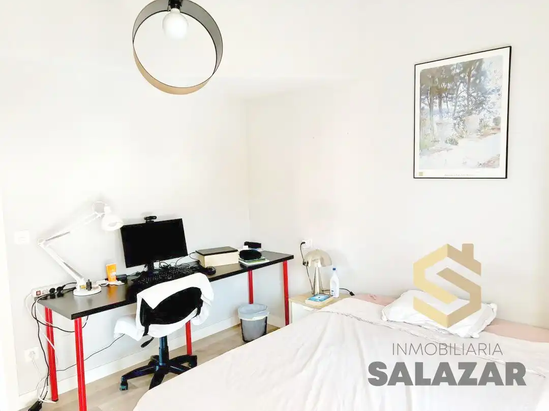 Habitación de Piso en venta en Bilbao  con Calefacción, Terraza y Trastero
