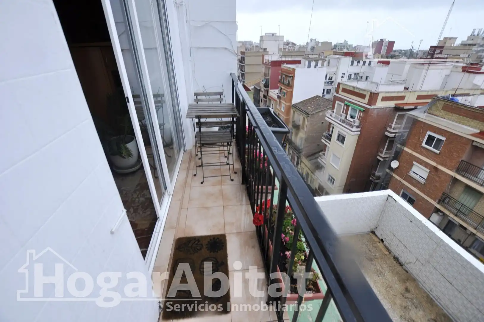 Terrassa de Pis en venda en Valencia amb Aire condicionat, Moblat i Balcó