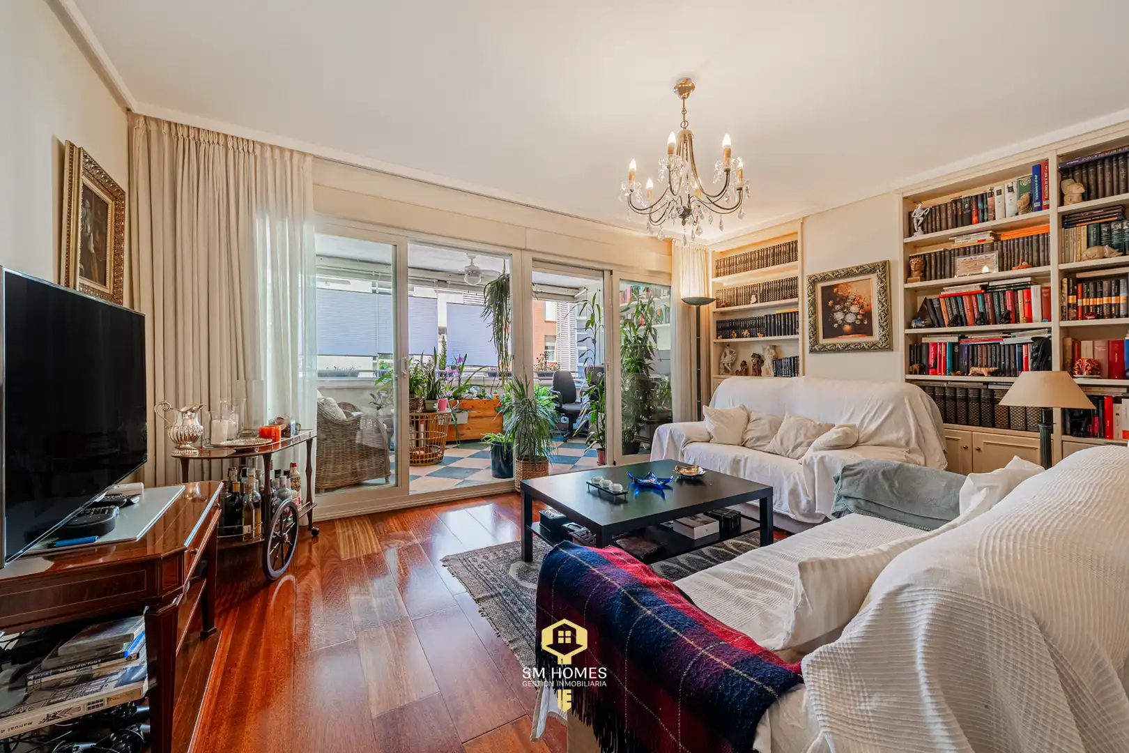 Wohnzimmer von Wohnung zum Verkauf in Madrid mit Klimaanlage, Heizung und Terrasse