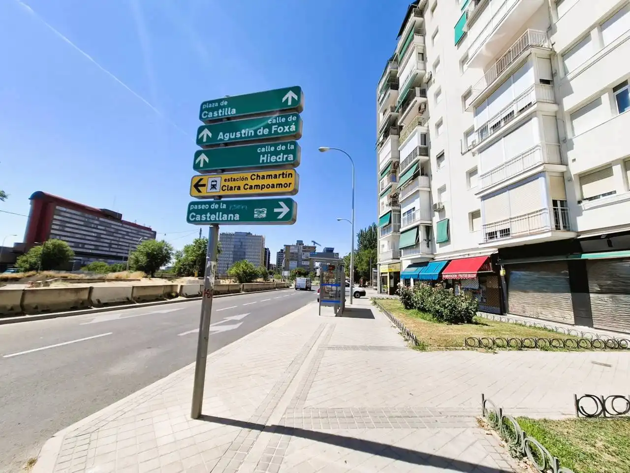 Exterior view of Flat for rent in Madrid  with Air Conditioner, Heating and Terrace