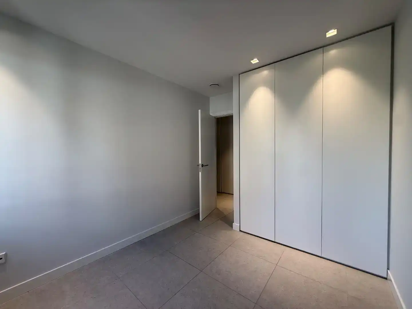 Wohnung zur Miete in  Madrid Capital mit Klimaanlage und Schwimmbad
