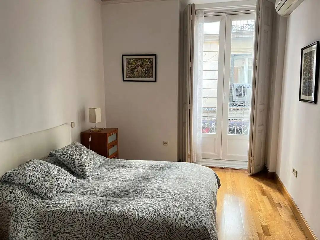 Piso en venta en Calle de las Infantas, Justicia - Chueca