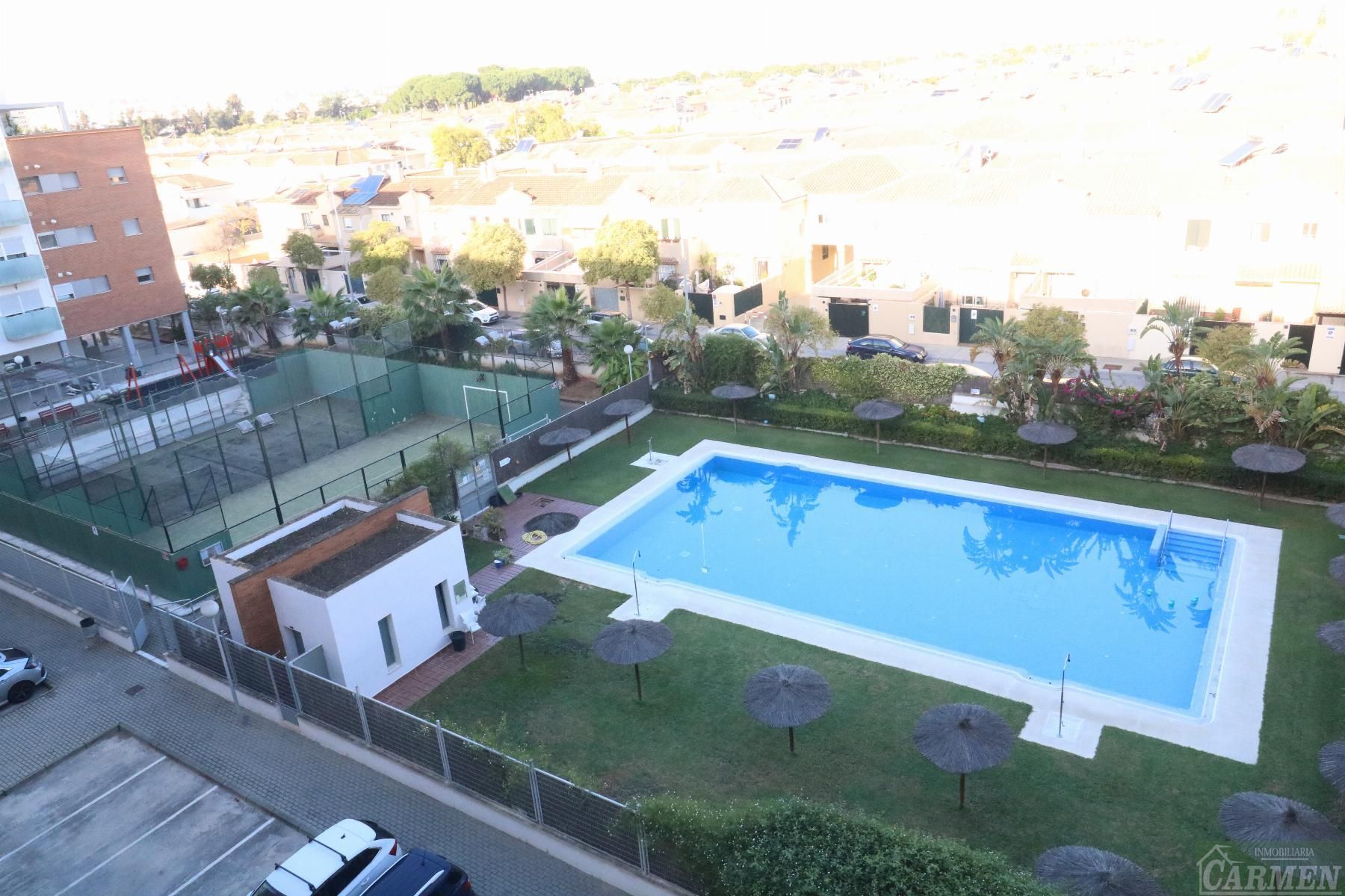 Piscina de Pis en venda en Jerez de la Frontera amb Aire condicionat, Terrassa i Traster