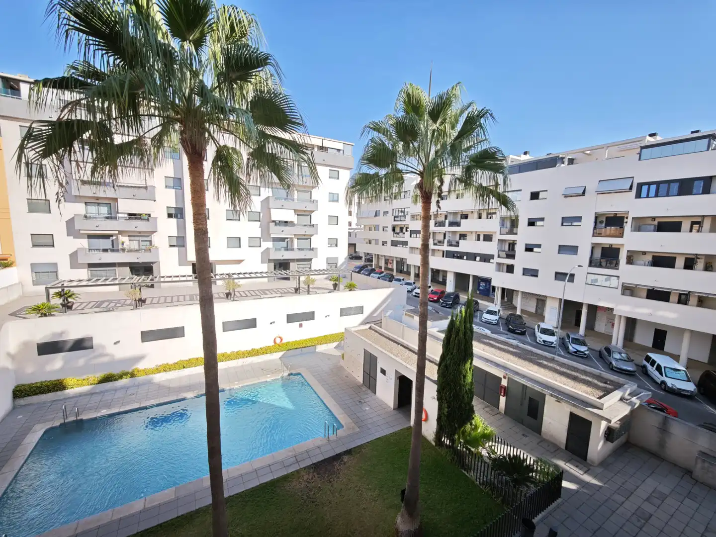 Piso con terraza en venta en Ctra Sanlúcar - Cuatro Pinos, imagen 3