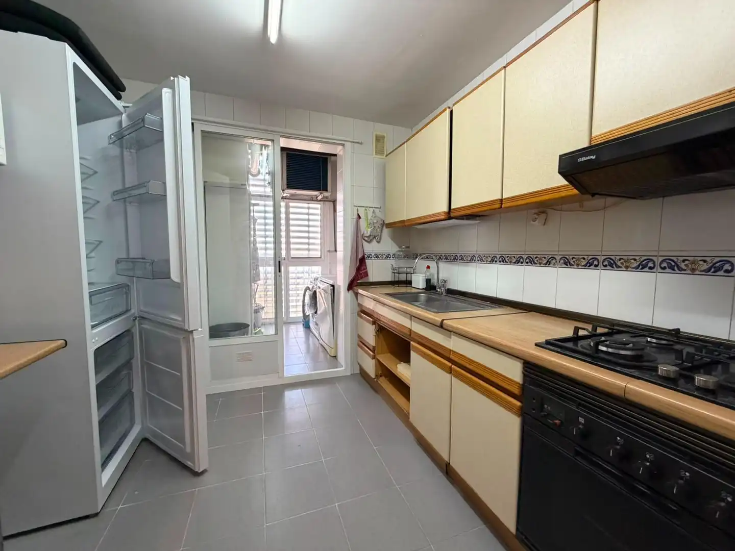 Cocina de Piso de alquiler en Badajoz con Aire acondicionado, Amueblado y Balcón