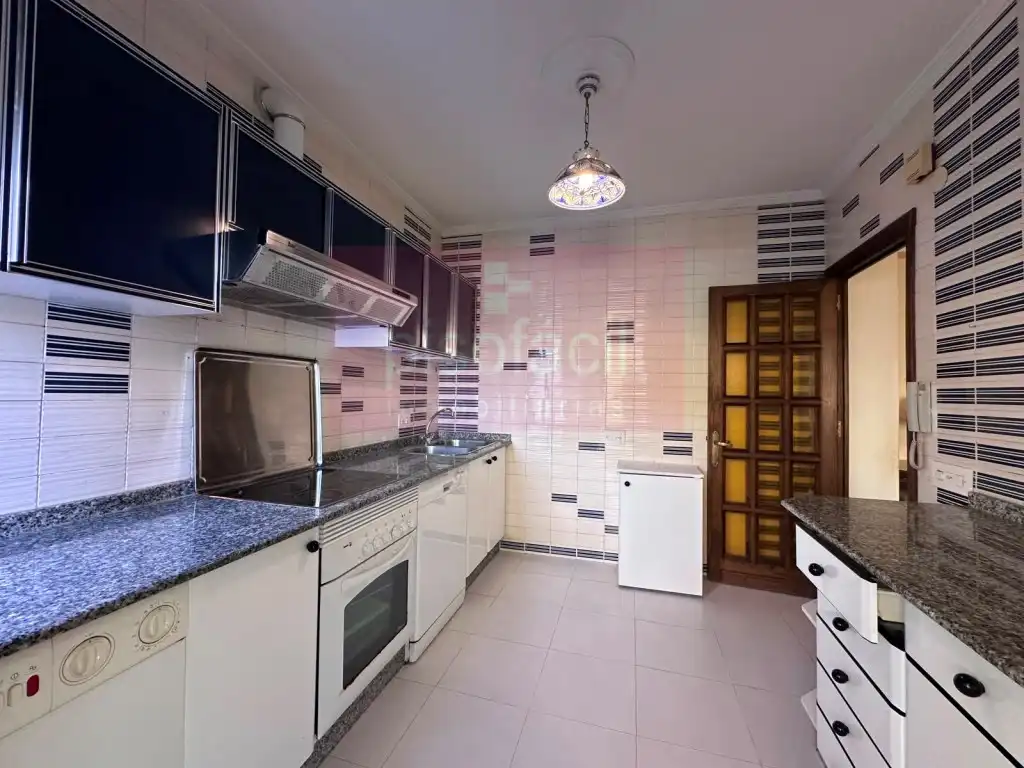 Cocina de Piso en venta en Lugo