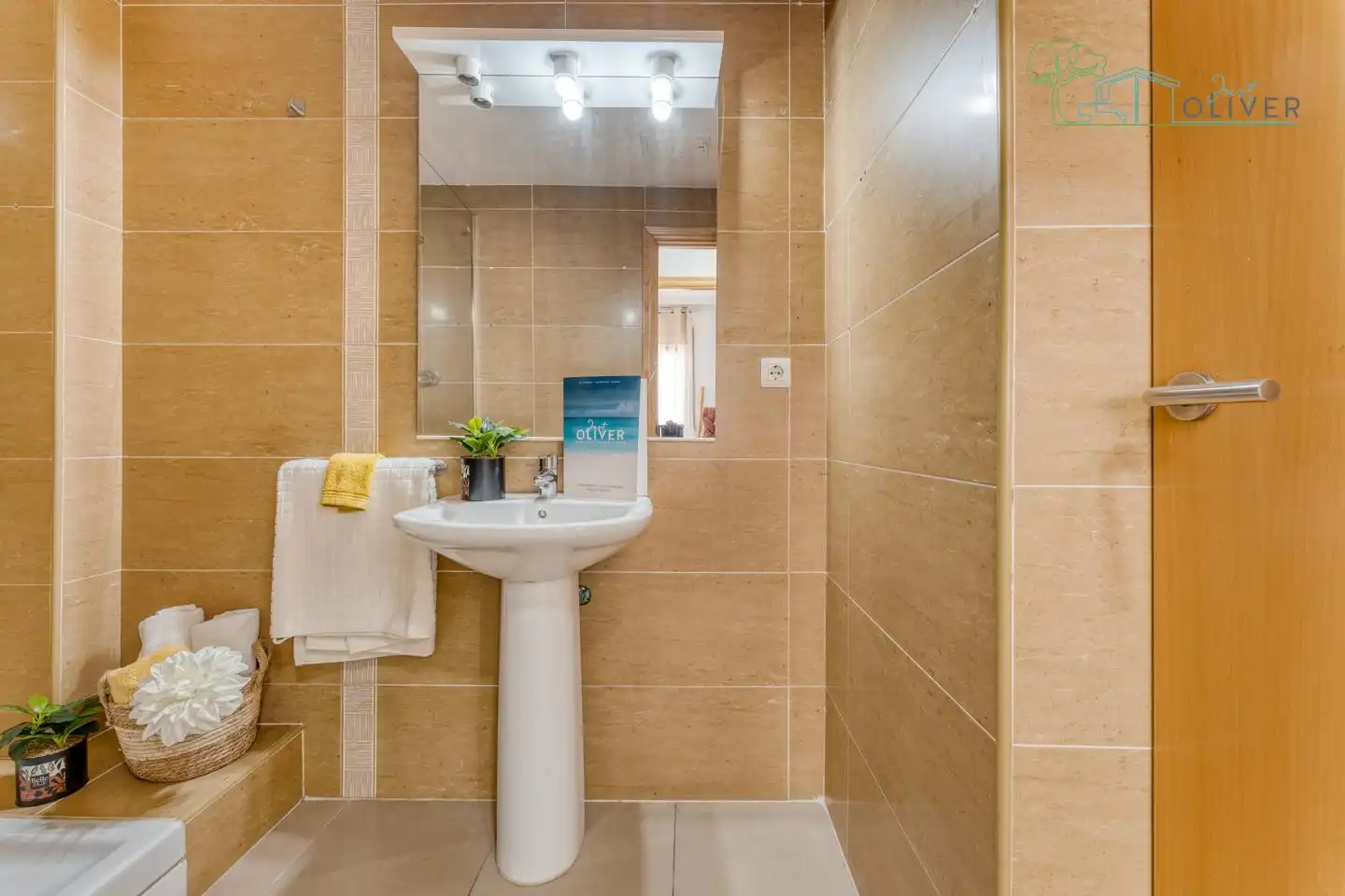 Flat with terrace for sale in calle Ramon Berenguer IV 22, imagen 10