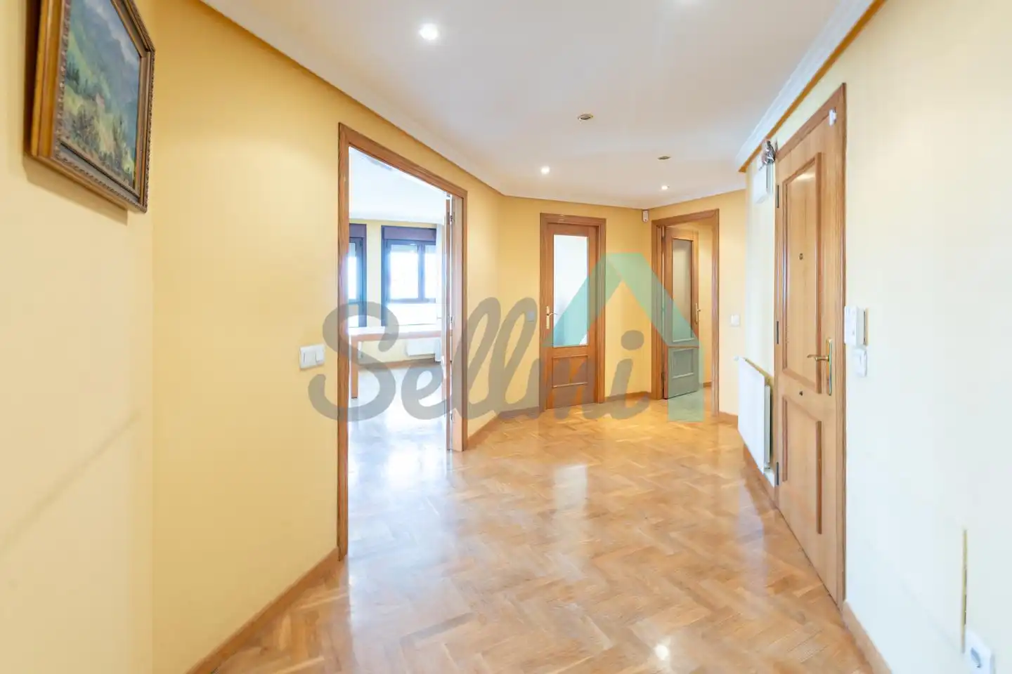 Piso en venta en Oviedo  con Calefacción, Parquet y Trastero