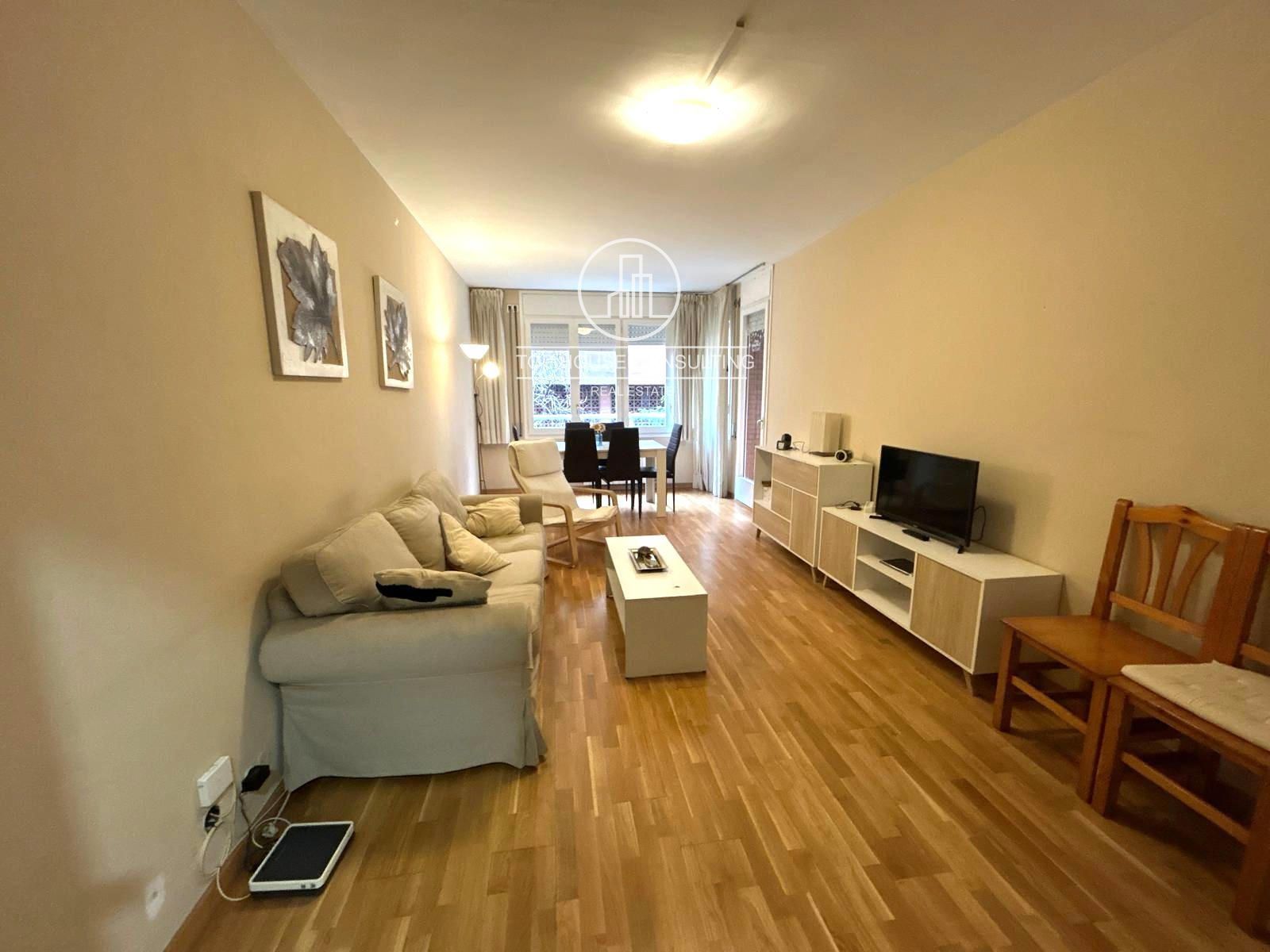 Living room of Flat for sale in  Barcelona Capital  with Heating and Terrace