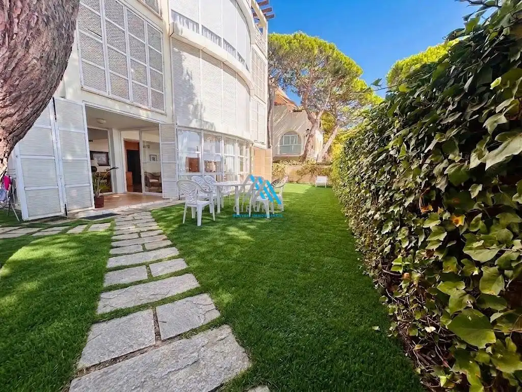 Garten von Erdgeschoss zur Miete in Castell d'Aro, Platja d'Aro i s'Agaró mit Klimaanlage, Heizung und Terrasse