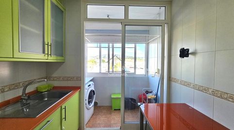 Foto 3 de Piso de alquiler en Piñeiros- Freixeiro, Narón