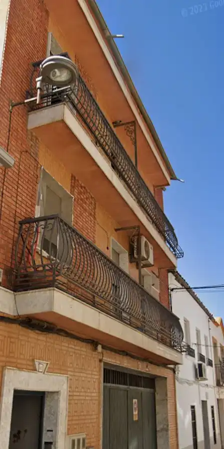 Vista exterior de Piso en venta en Bailén con Balcón
