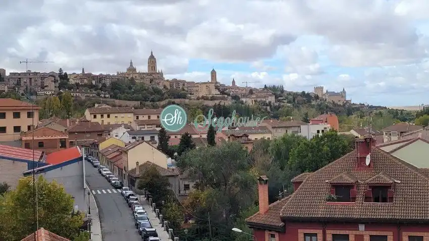 Vista exterior de Piso de alquiler en Segovia con Aire acondicionado, Calefacción y Terraza