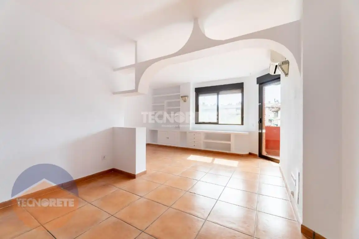 Sala d'estar de Pis de lloguer en Majadahonda amb Aire condicionat, Calefacció i Terrassa