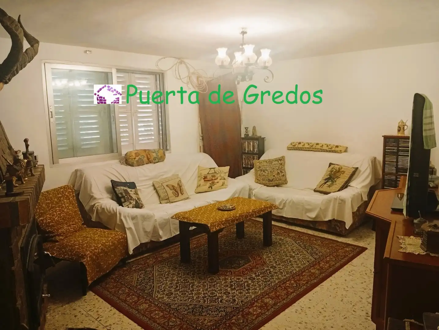 Sala de estar de Casa o chalet en venta en Bohoyo con Amueblado