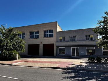 Nave industrial in affitto a Casco Antiguo