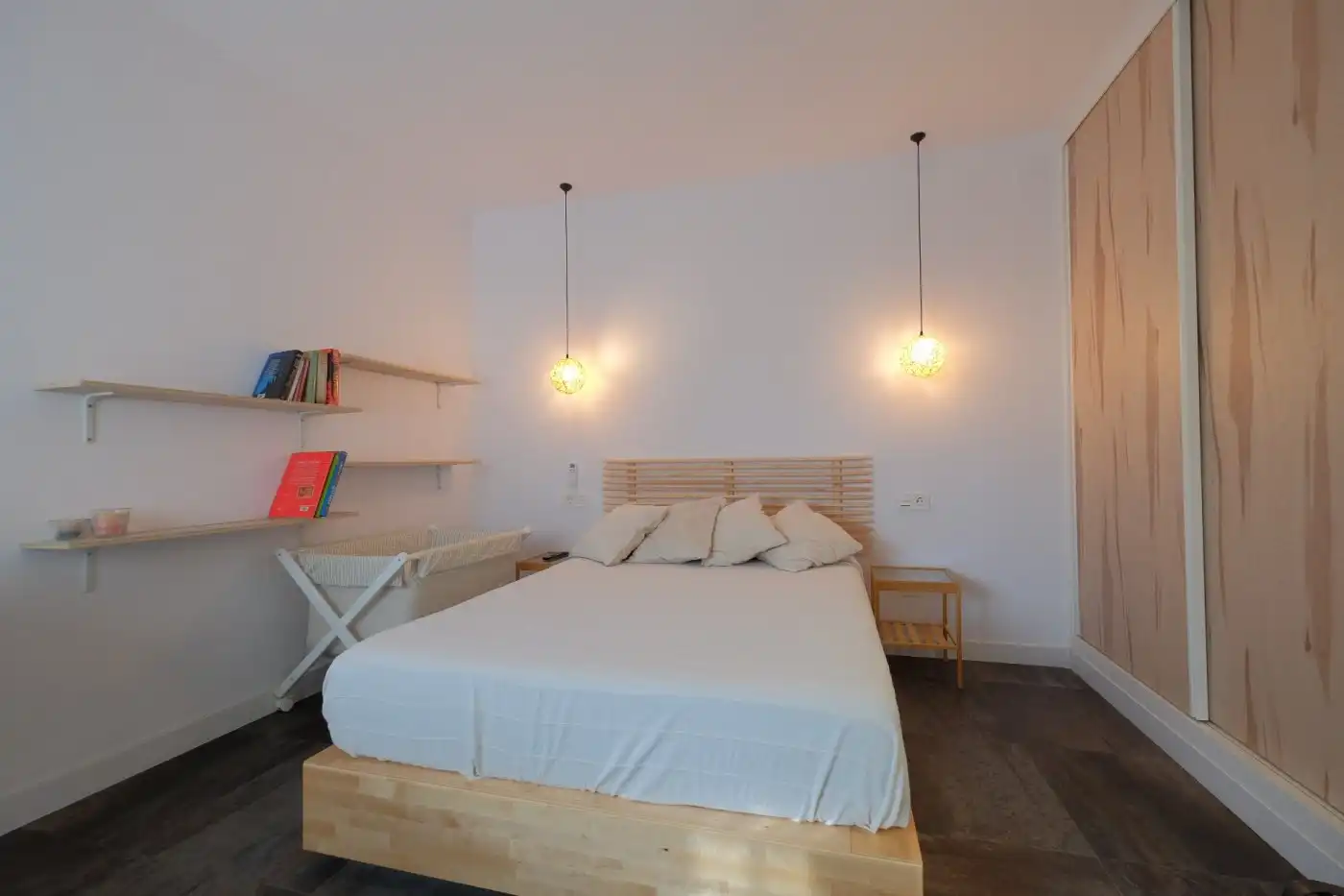 Dormitori de Casa o xalet en venda en Calpe / Calp amb Aire condicionat, Calefacció i Jardí privat