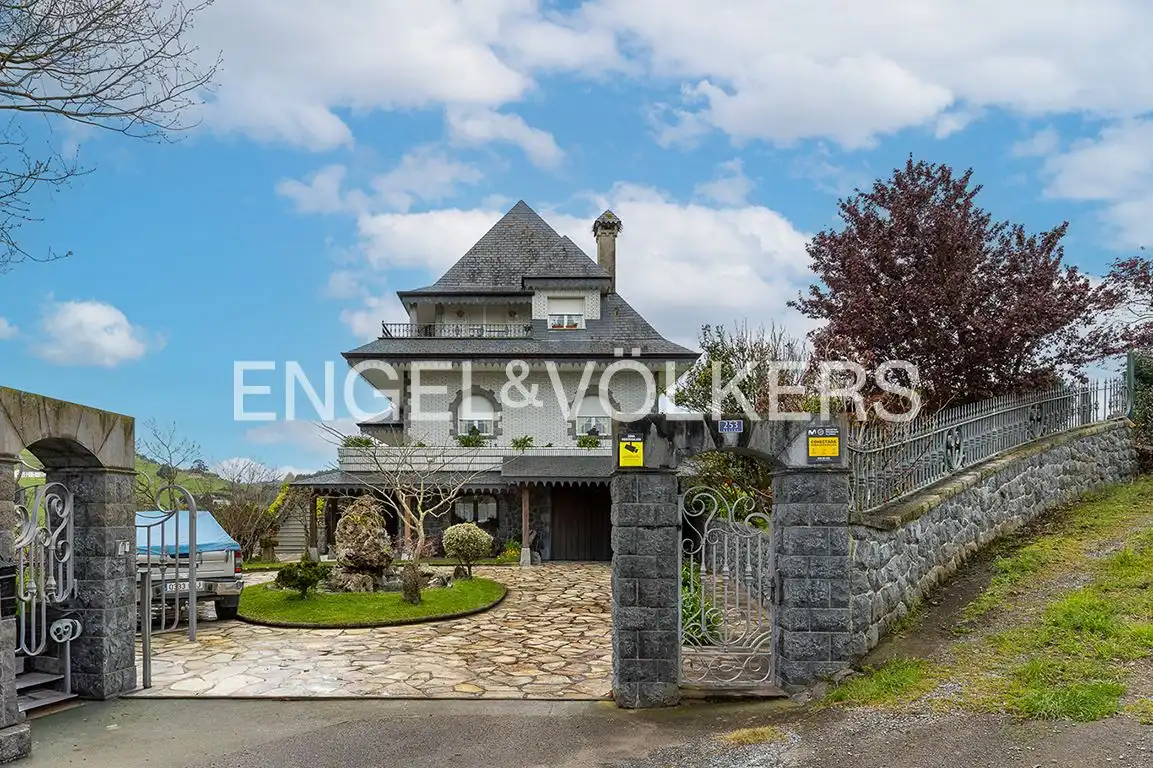 Exterior view of Houses for sale in Bareyo  with Heating, Private garden and Terrace