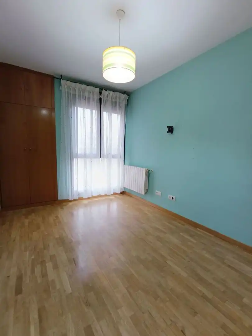 Schlafzimmer von Wohnung zum Verkauf in Ciudad Real mit Klimaanlage, Heizung und Abstellraum