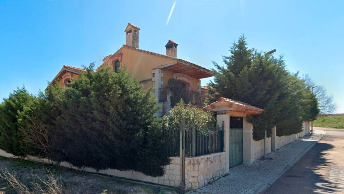 Exterior view of House or chalet for sale in Simancas
