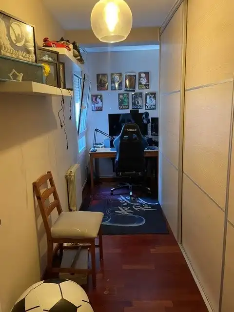 Flat for sale in Barcelona  with Air Conditioner, Heating and Oven