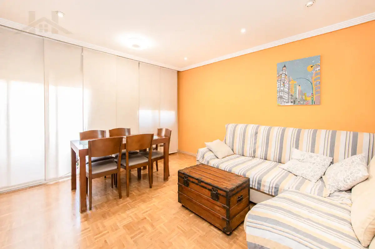 Sala de estar de Piso en venta en San Sebastián de los Reyes con Aire acondicionado, Calefacción y Terraza