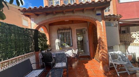 Foto 2 de Casa adosada en venda a Playa de los Náufragos, Alicante