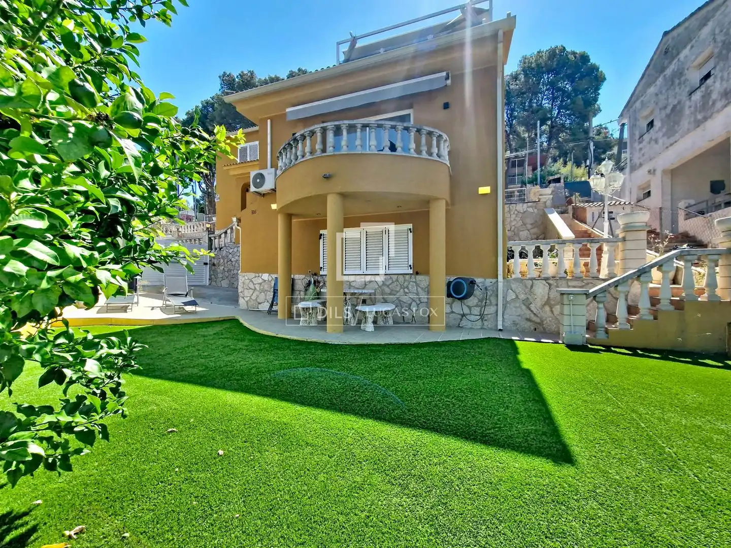 Vista exterior de Casa o chalet en venta en Calafell con Aire acondicionado, Calefacción y Terraza