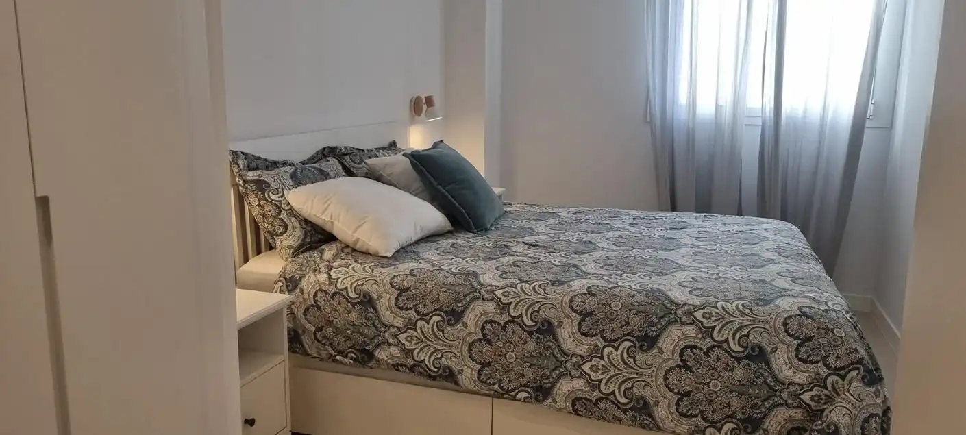 Dormitori de Apartament de lloguer en Vélez-Málaga amb Aire condicionat, Calefacció i Terrassa