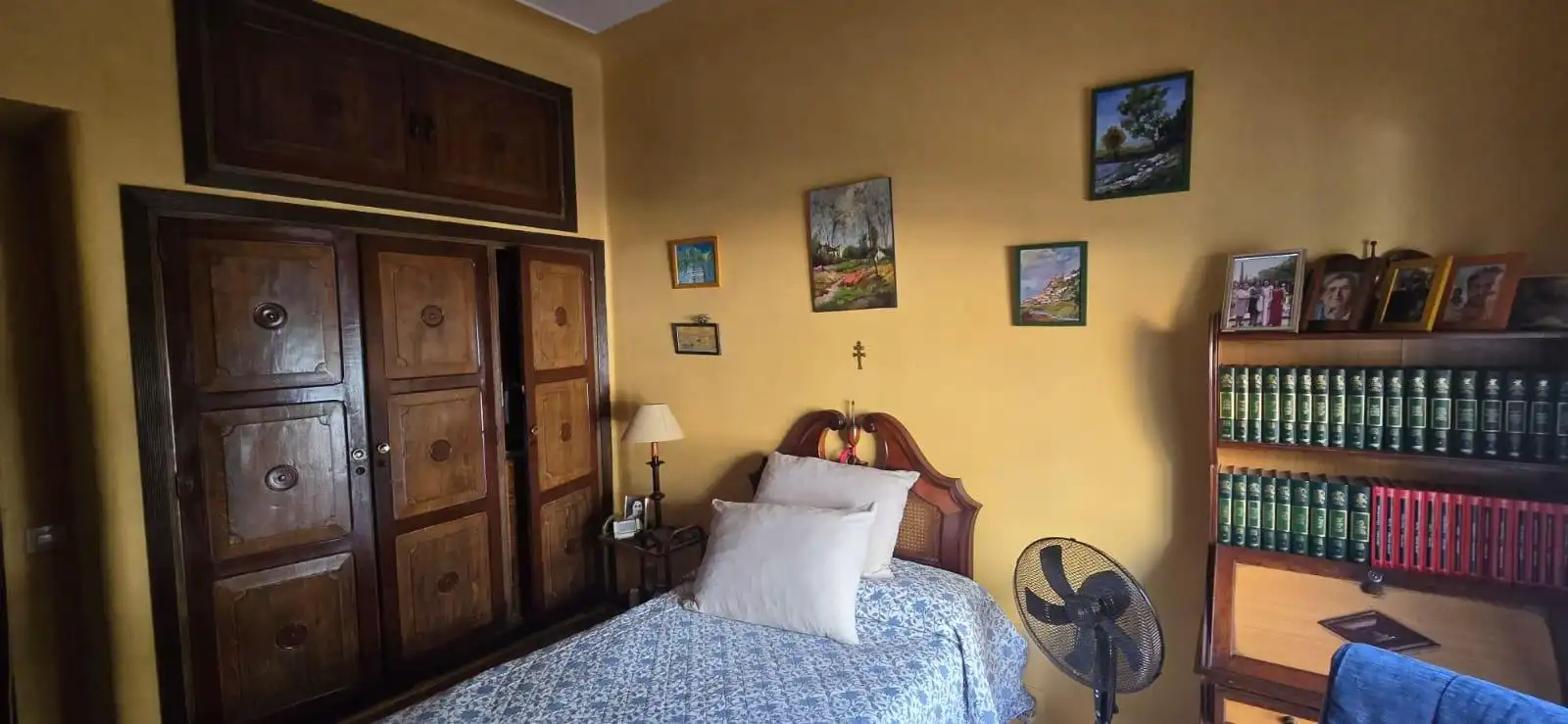 Bedroom of Flat for sale in Sevilla  with Air Conditioner, Terrace and Storage room