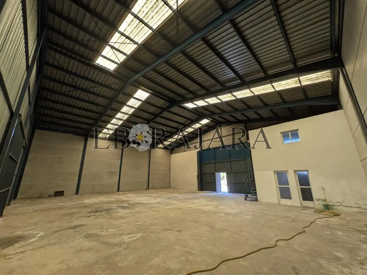 Industrial building for sale in céramica, imagen 4