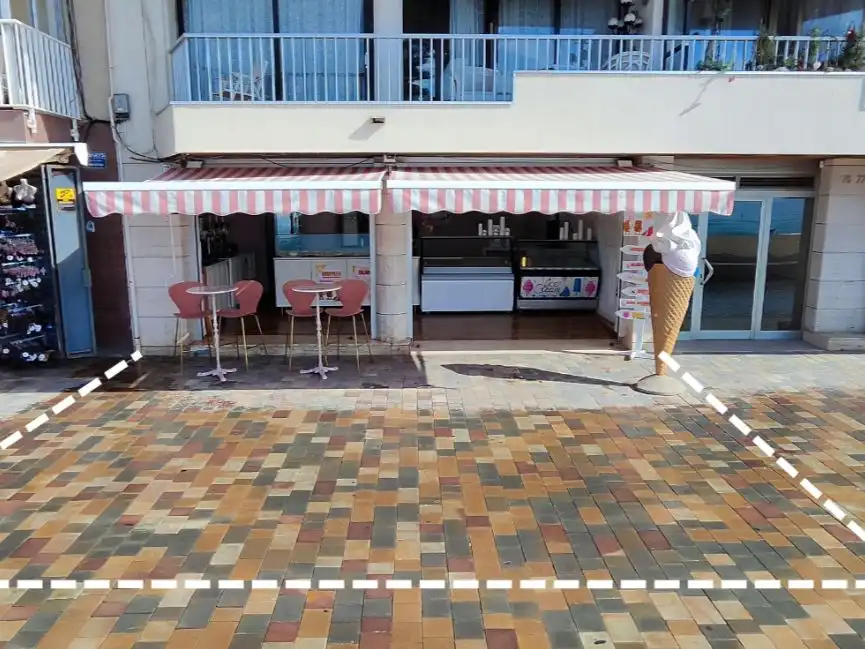 Business premises for transfer in avenida sant joan de deu 76, imagen 2
