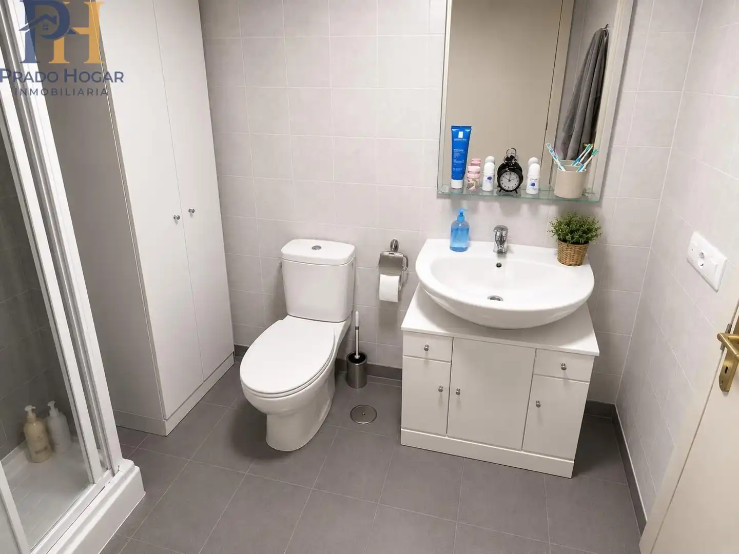 Baño de Piso en venta en Cebolla con Aire acondicionado, Calefacción y Terraza