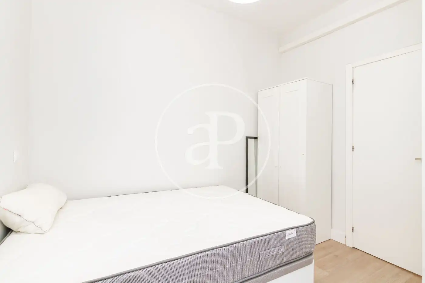 Flat for rent in Calle de San Andrés, Universidad - Malasaña