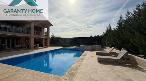 Foto 2 de Casa adosada en venda a Layos, Toledo