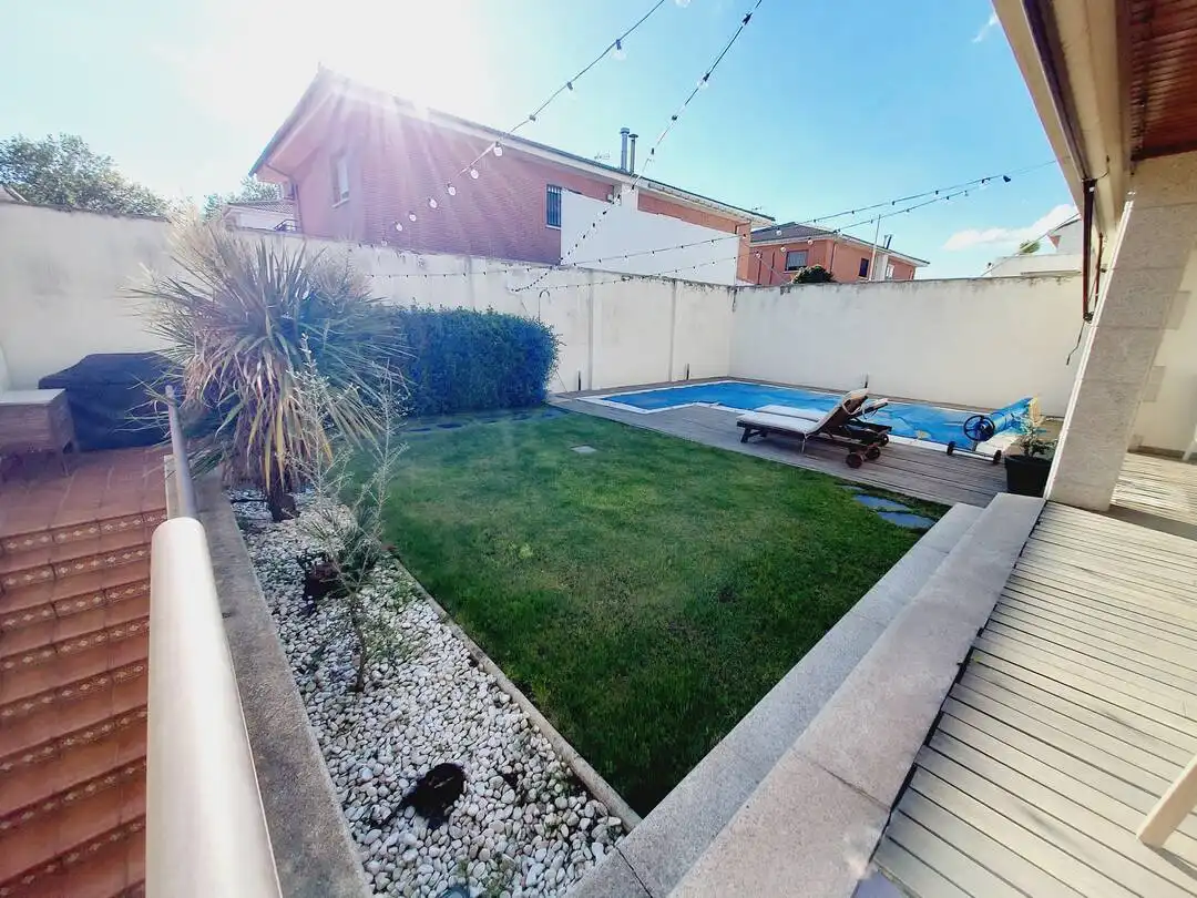 Casa amb terrassa en venda a Calle Carlos Saura, imagen 15